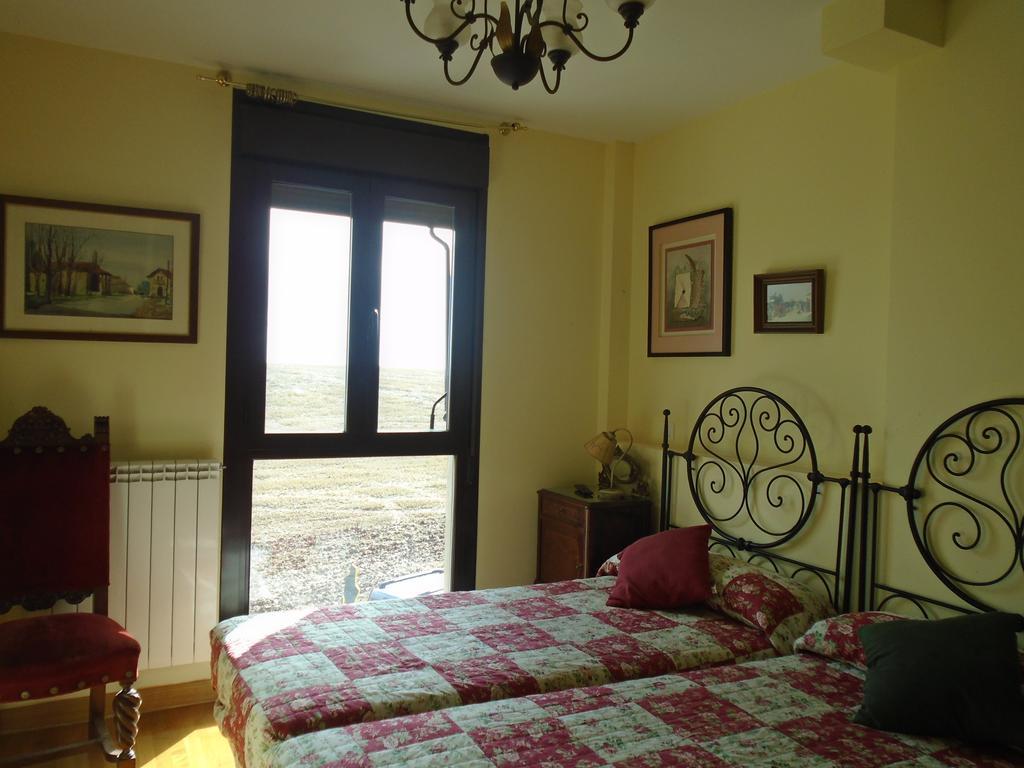Albergue Victoria Cirueña エクステリア 写真